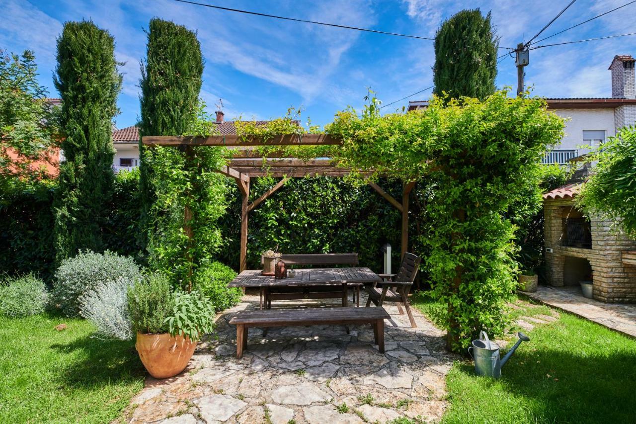 Morning Light Apartment Umag Exterior photo